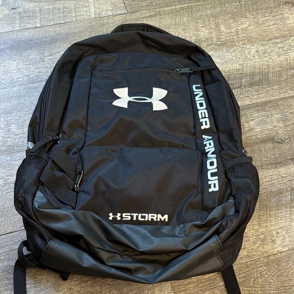 Under Armour Black and Gray Men's Backpack - Picture 1 of 1